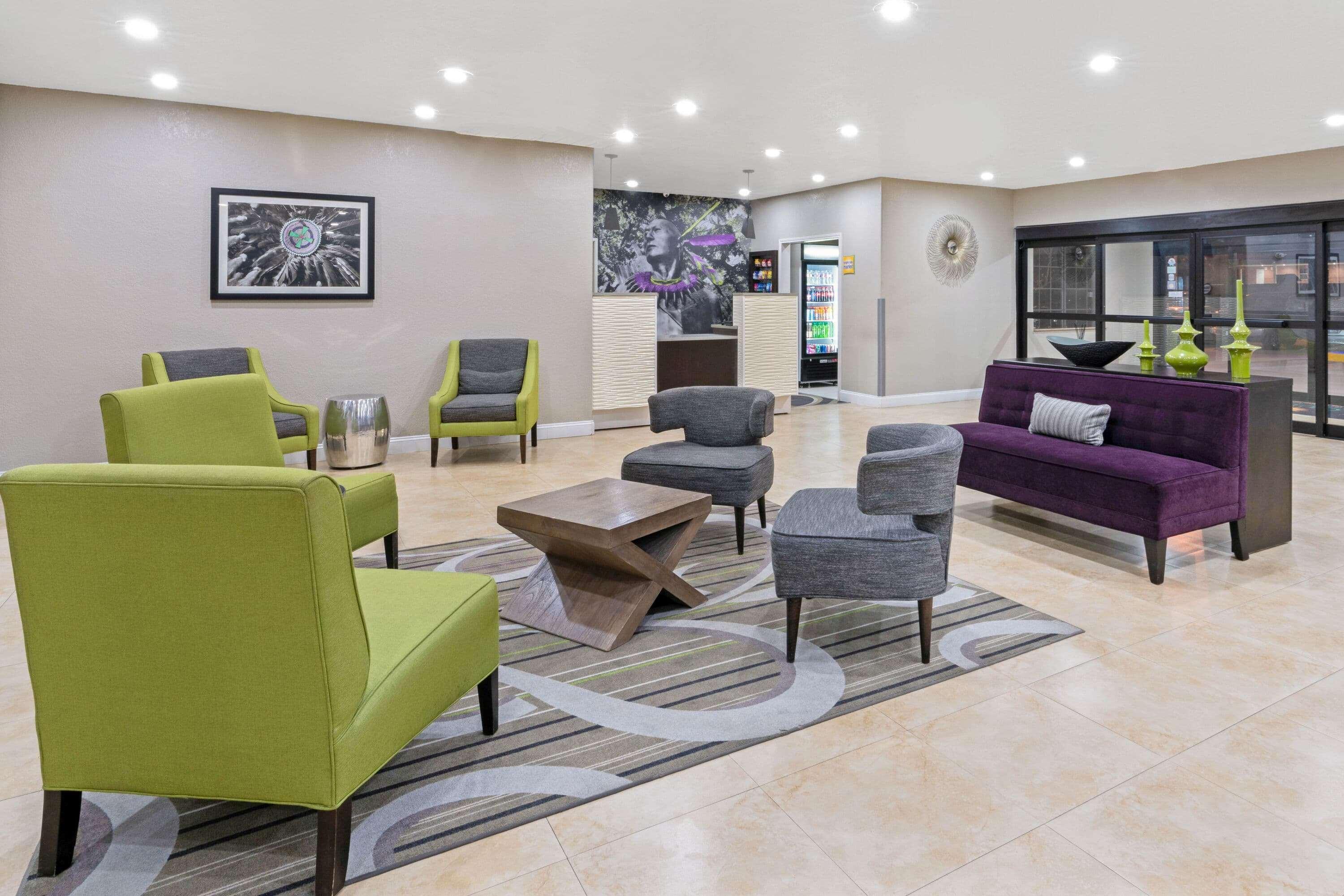 La Quinta By Wyndham Ada Hotell Eksteriør bilde